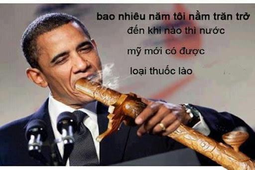 Ảnh hài Tổng thống Obama băn khoăn bao giờ nước Mỹ có đường ống