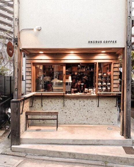 Hình ảnh quán cà phê nhỏ xinh một góc phố
