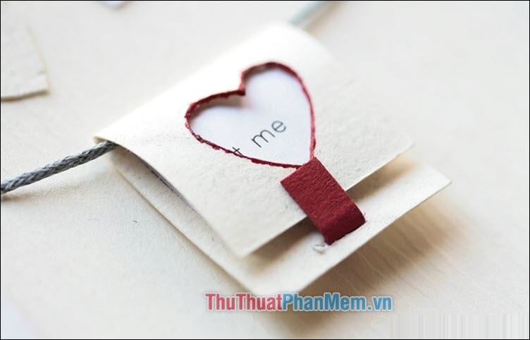 Mẫu thiệp với thiết kế độc đáo