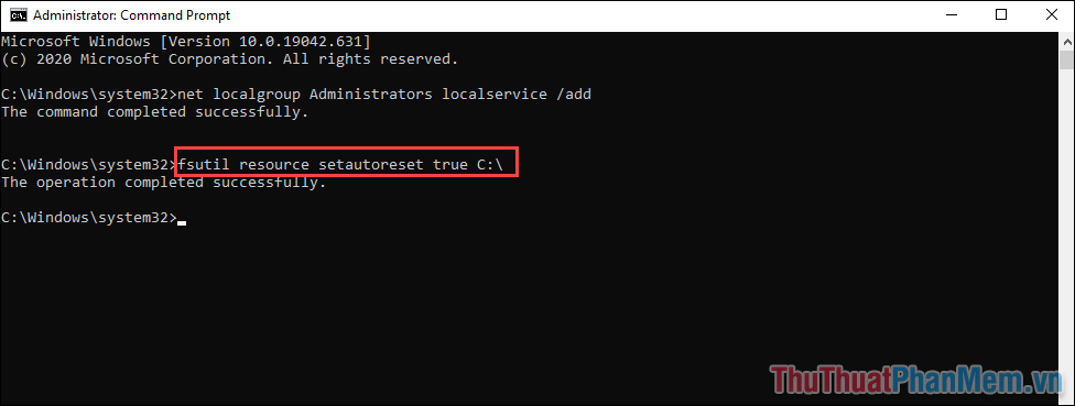 Nhập lệnh fsutil resource setautoreset true