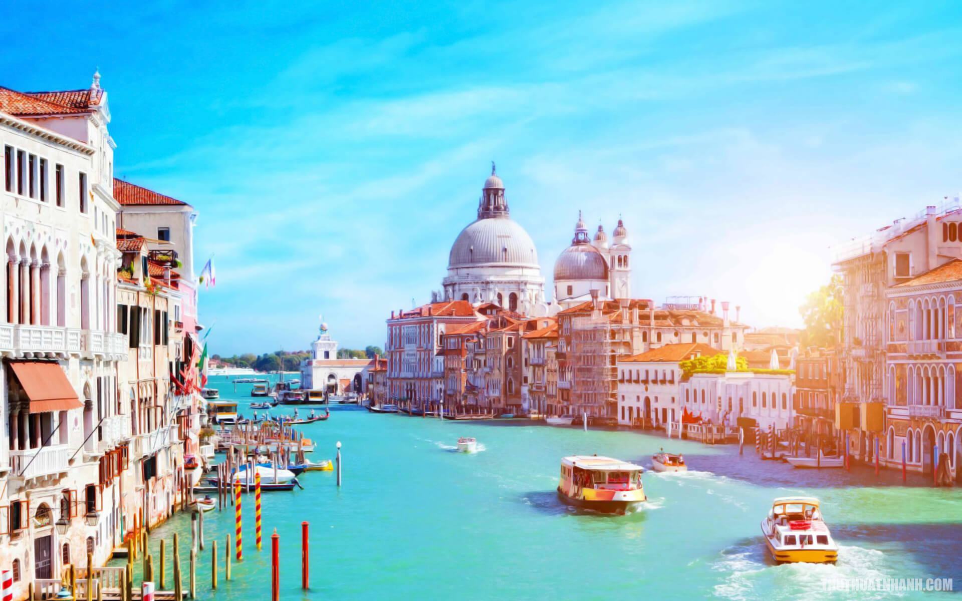 Hình ảnh thành phố tuyệt đẹp dưới ánh mặt trời ở Venice