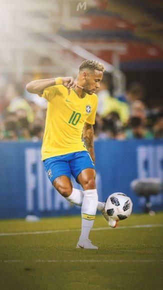 Neymar không che giấu tình yêu của mình