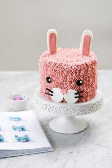 bánh sinh nhật dễ thương mèo bông dễ thương