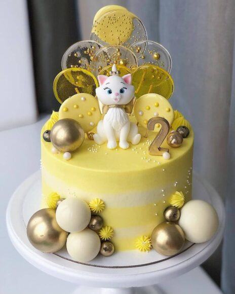 Bánh sinh nhật chủ đề mèo dễ thương