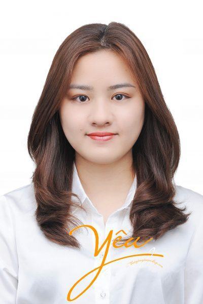 Mẫu ảnh thẻ đẹp với phông chữ trắng