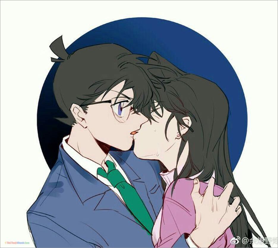 Hình Shinichi và Ran hôn nhau mặc đồ đôi