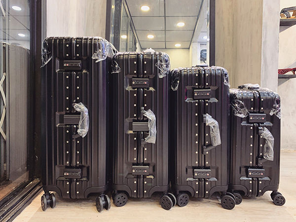 review top 5 những chiếc vali kéo tốt nhất để đi du lịch