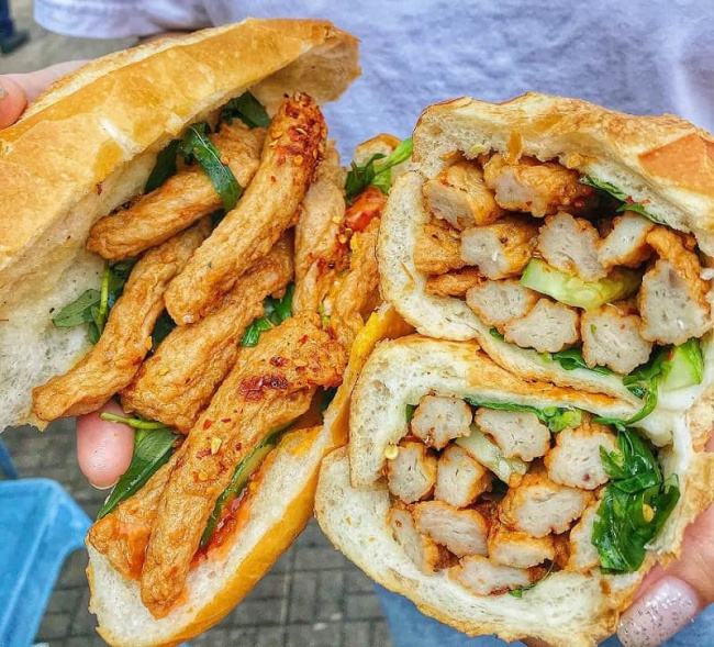 top 7 địa chỉ bán bánh mì chả cá sài gòn ngon đúng chuẩn